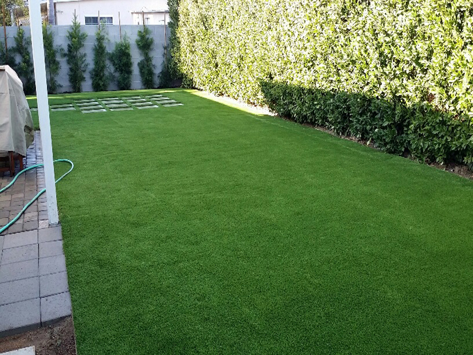 Synthetic Lawn Weott California Home And Garden Backyard Design