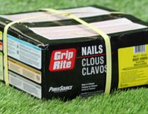 Installation Nails Artificial Grass
